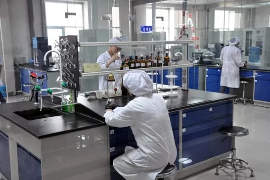 转型样本——君乐宝 实施“三品”战略 扛起民族奶业旗帜 技术开发